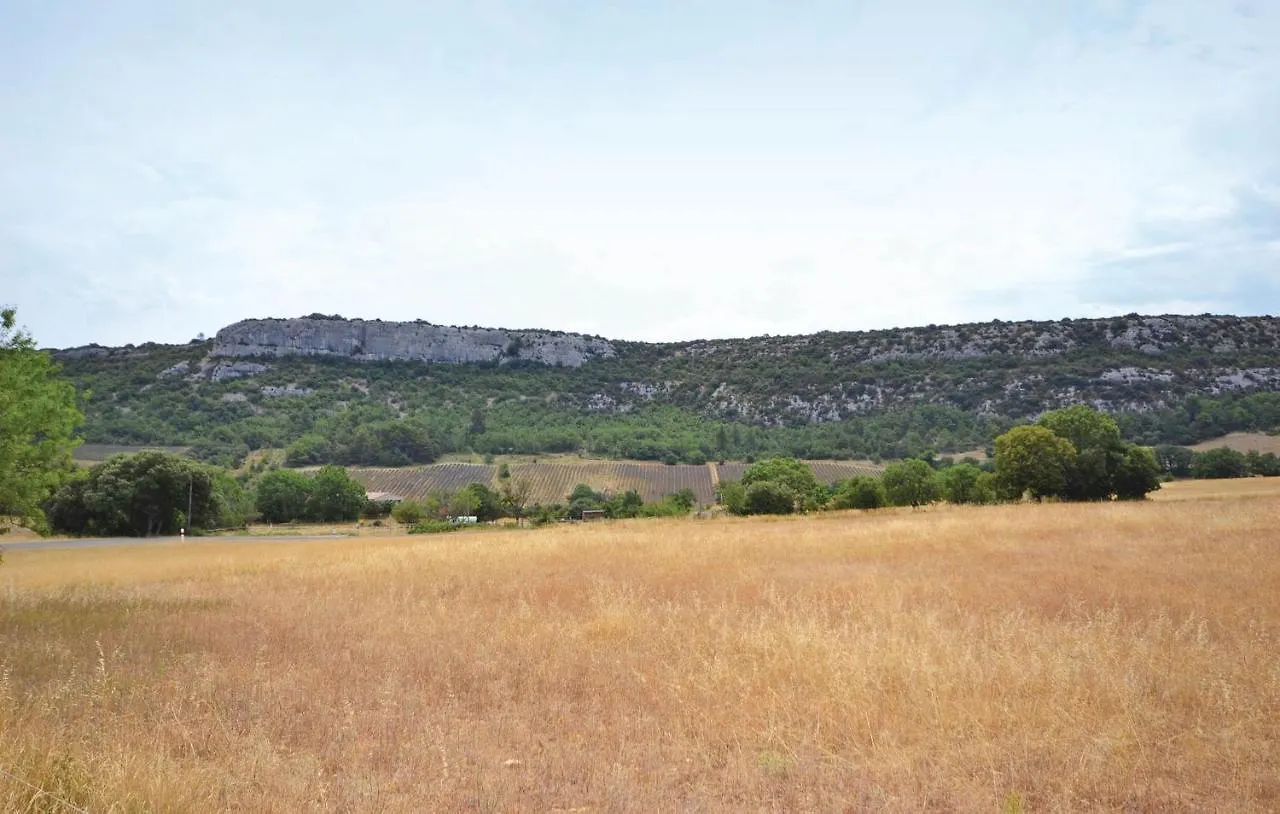 Nice Home In Maubec With Kitchen 0*, Maubec (Vaucluse) France