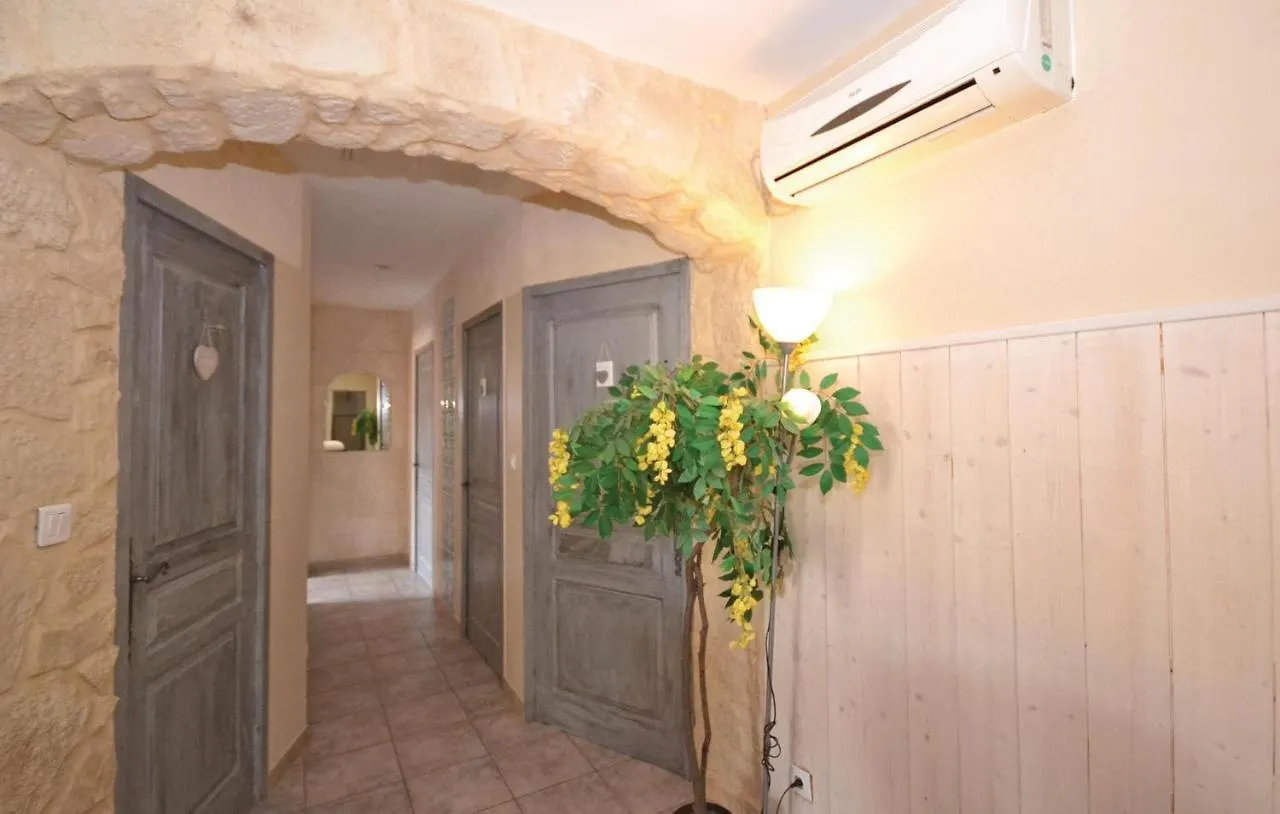 Nice Home In Maubec With Kitchen