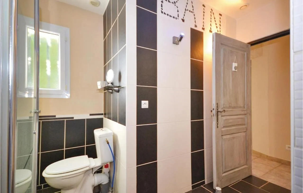 Tatil Evi Nice Home In Maubec With Kitchen Fransa